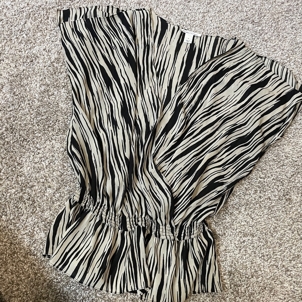 Kenneth Cole | Zebra Print Split Shoulder Peplum Blouse